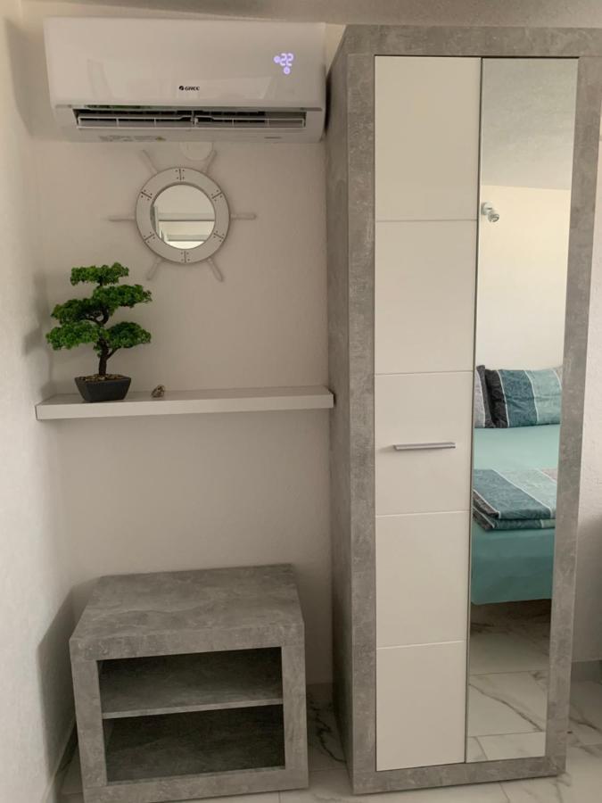 Apartments Albatross 诺瓦利娅 外观 照片